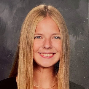 Meet your Posher, Abigail